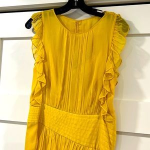 BCBGMAXAZRIA Yellow Chiffon Knee Length Cocktail Dress Size US 4 NWOT
